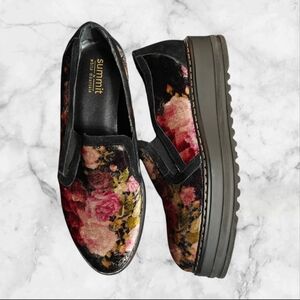 Summit by White Mountain Shoes